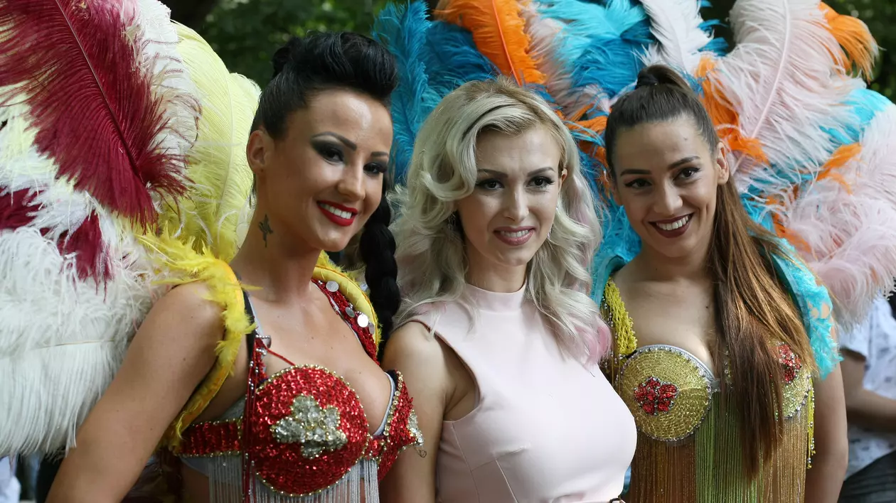 Andreea Bălan, la Marșul Diversității 2016 în Capitală. Cum se va desfășura parada gay | VIDEO