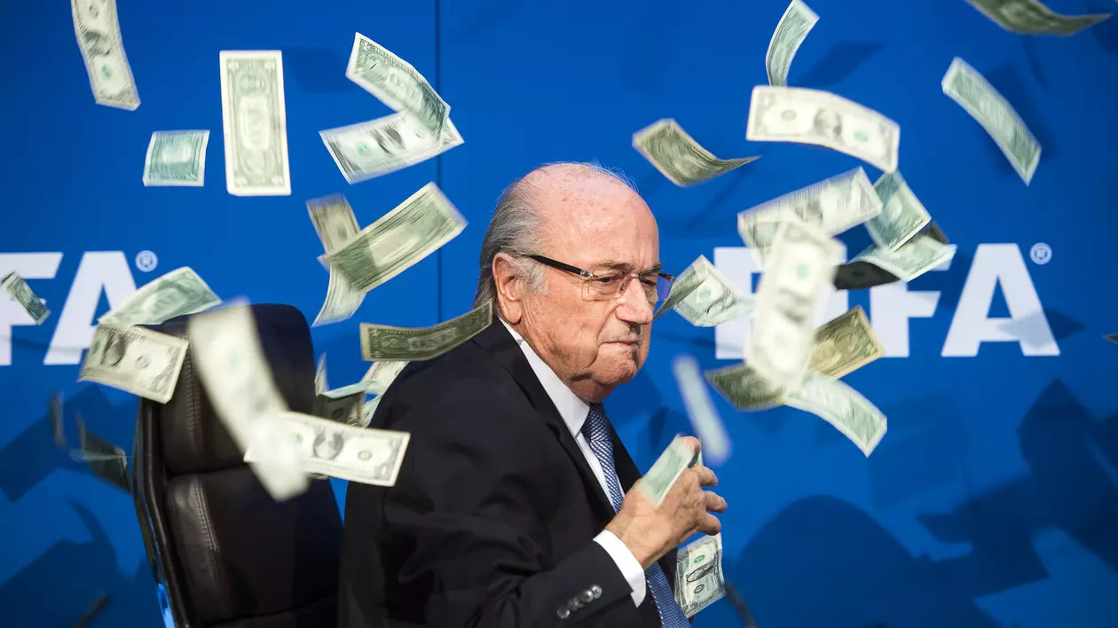 FIFA: Joseph Blatter și locotenenții săi au împărțit 80 de milioane de dolari!