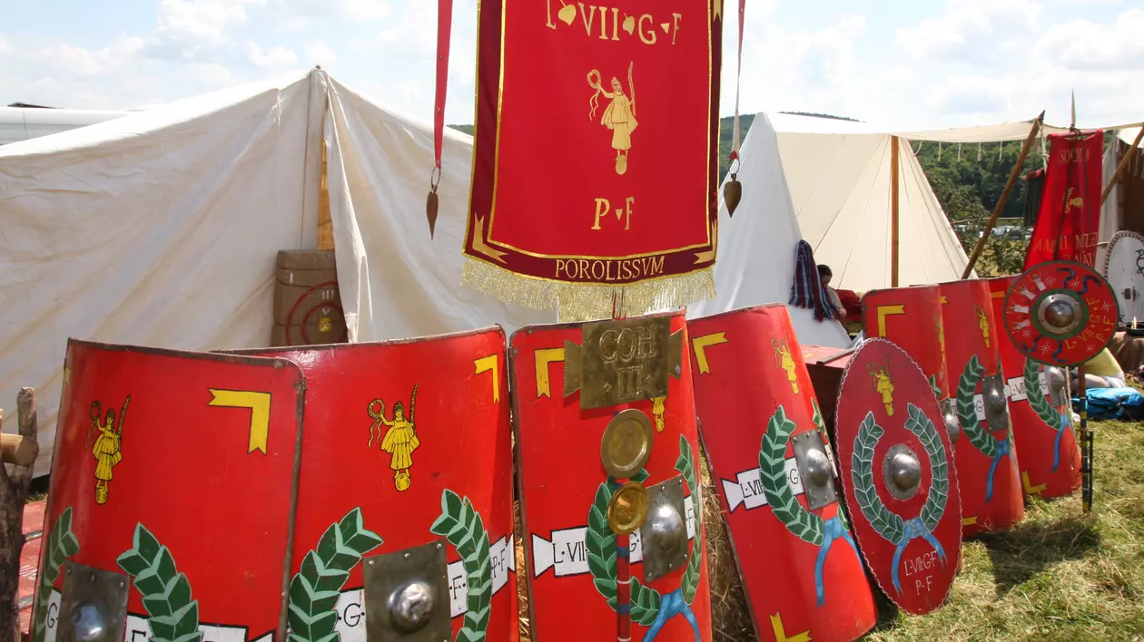 Bijuterii din dinți de nutrie la unicul festival celtic din Europa de Est | GALERIE FOTO