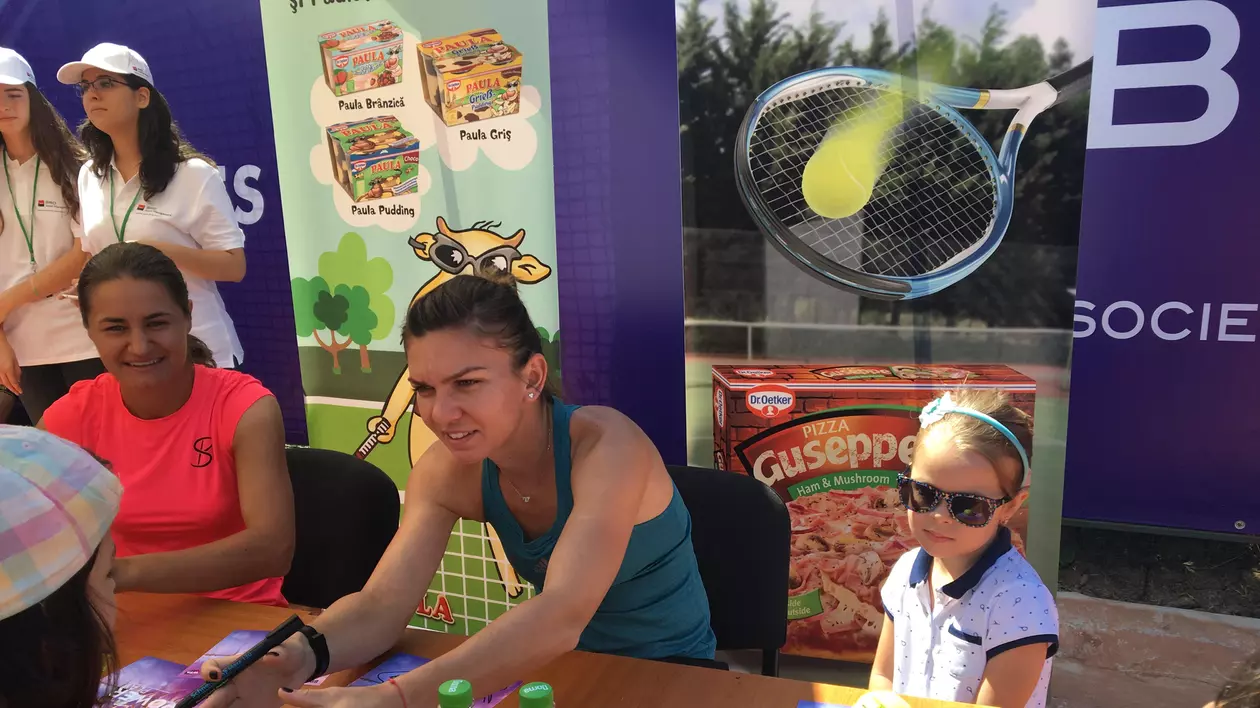 Openul de tenis al României. Simona Halep a dat autografe la foc automat, la ”Kids Day”. O nuntă a perturbat calificările de sâmbătă / FOTO&VIDEO