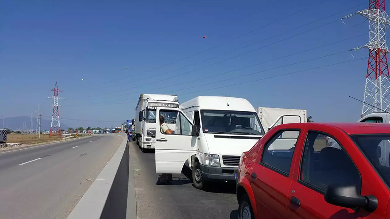 Protest al șoferilor de TIR pe centura ocolitoare a Brașovului FOTO