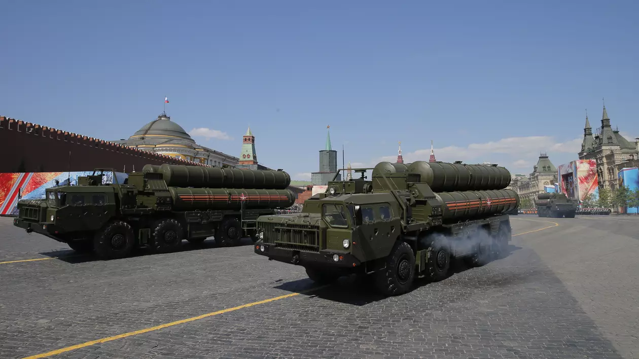 Începe războiul? Rusia a desfășurat în Crimeea sistemul avansat de apărare antiaeriană și antirachetă S-400