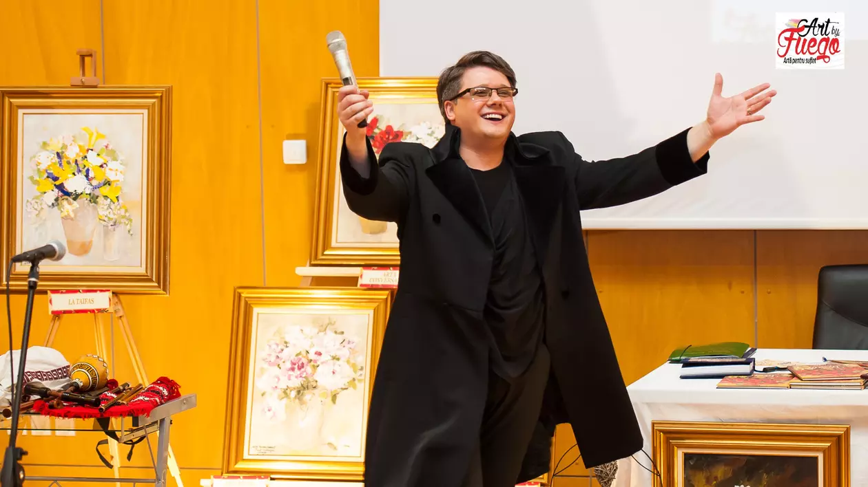 Fuego nu glumește! A luat pictura în serios și o ține din expoziție în expoziție prin țară