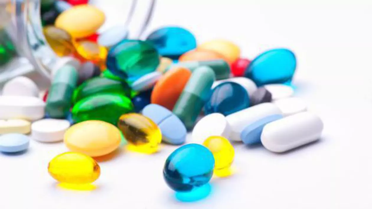 Soarta a mii de medicamente esenţiale depinde de introducerea taxei clawback diferenţiată