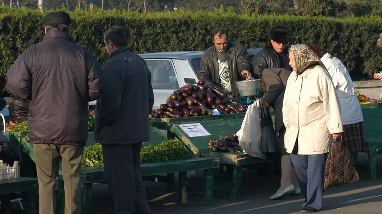 Șapte piețe volante în Capitală, la final de septembrie
