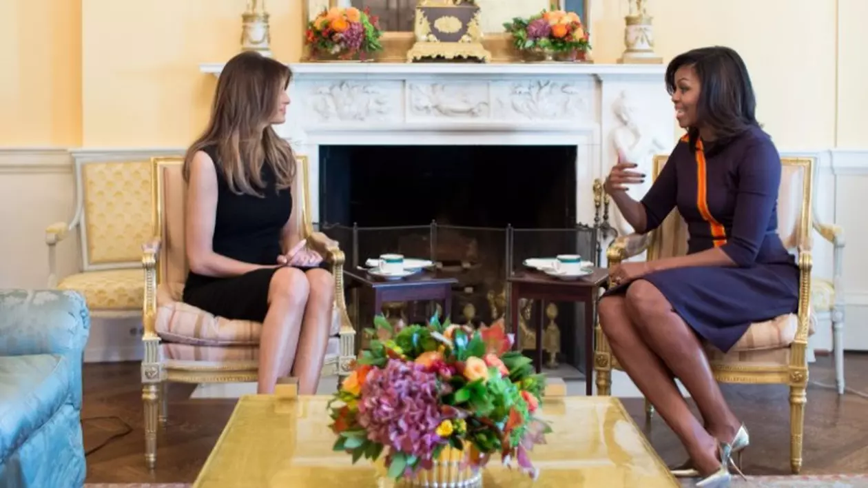 Un designer care a îmbrăcat-o pe Michelle Obama refuză să colaboreze cu Melania Trump