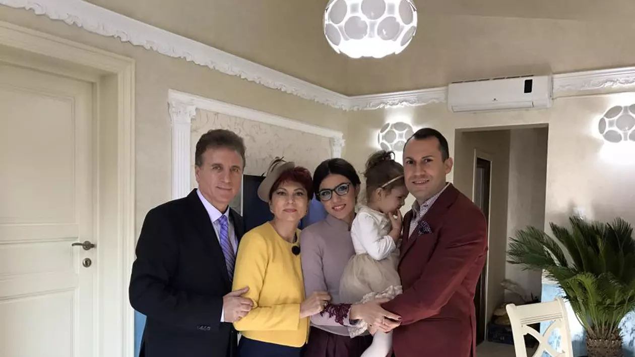 Sărbătoare mare în familia cântăreţului Constantin Enceanu! Și-a botezat cel de-al doilea nepot