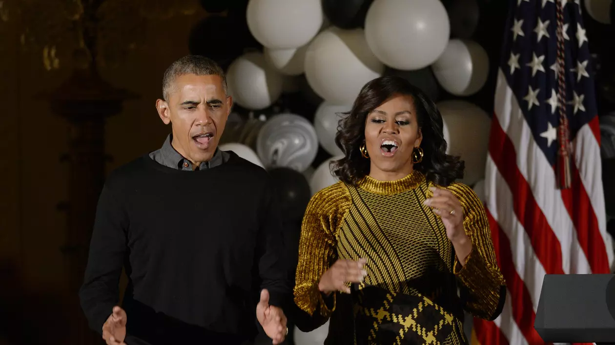Barack și Michelle Obama au dansat la Casa Albă de Halloween | VIDEO