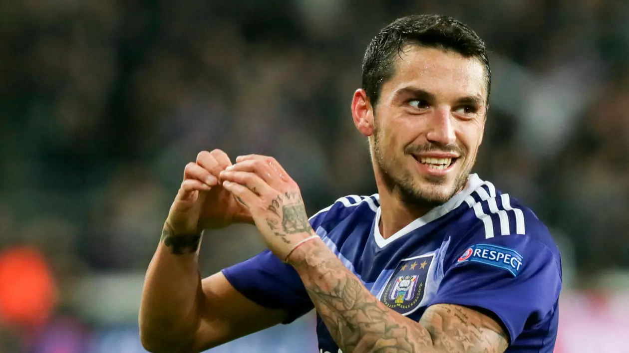 Nicolae Stanciu ucă în topul UEFA