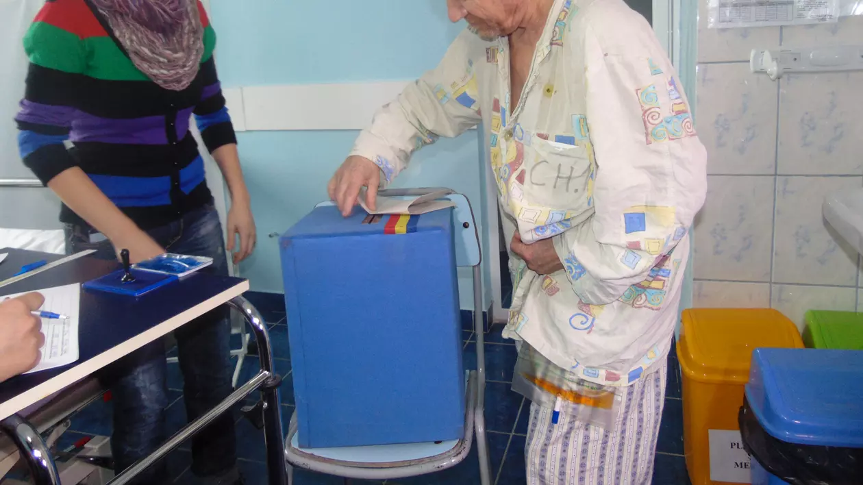 Peste 300 de oameni au votat în Spitalul din Galați