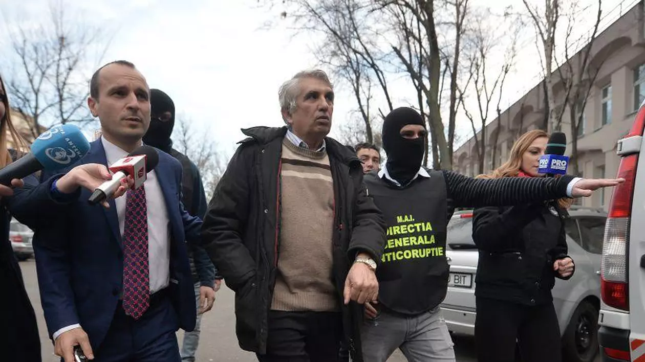Problemele chirurgului Burnei au început încă de anul trecut, când a răbufnit la adresa rezidenților: ”La dracu să te ia de proastă!”