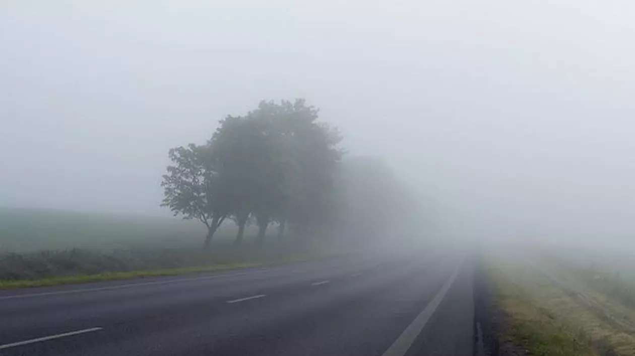 Cod galben de ceață în București și alte 18 județe