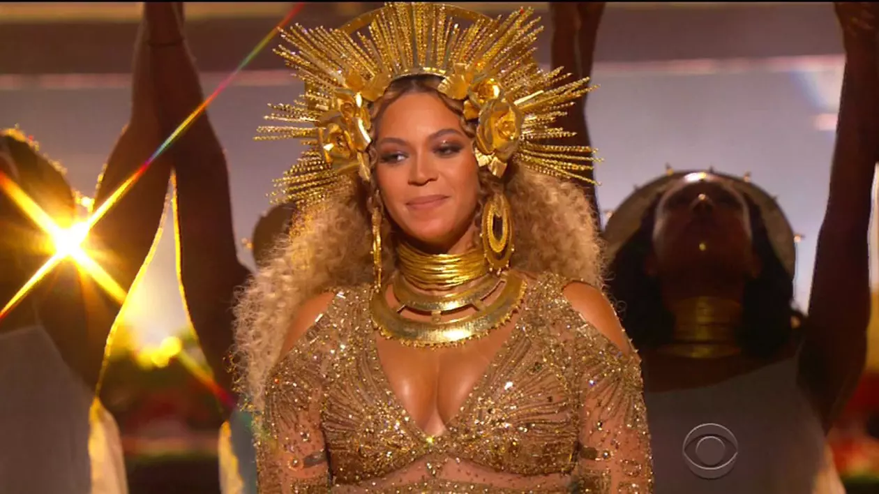 Beyonce a născut gemeni. Tatăl artistei a confirmat pe Twitter venirea pe lume a nepoţilor