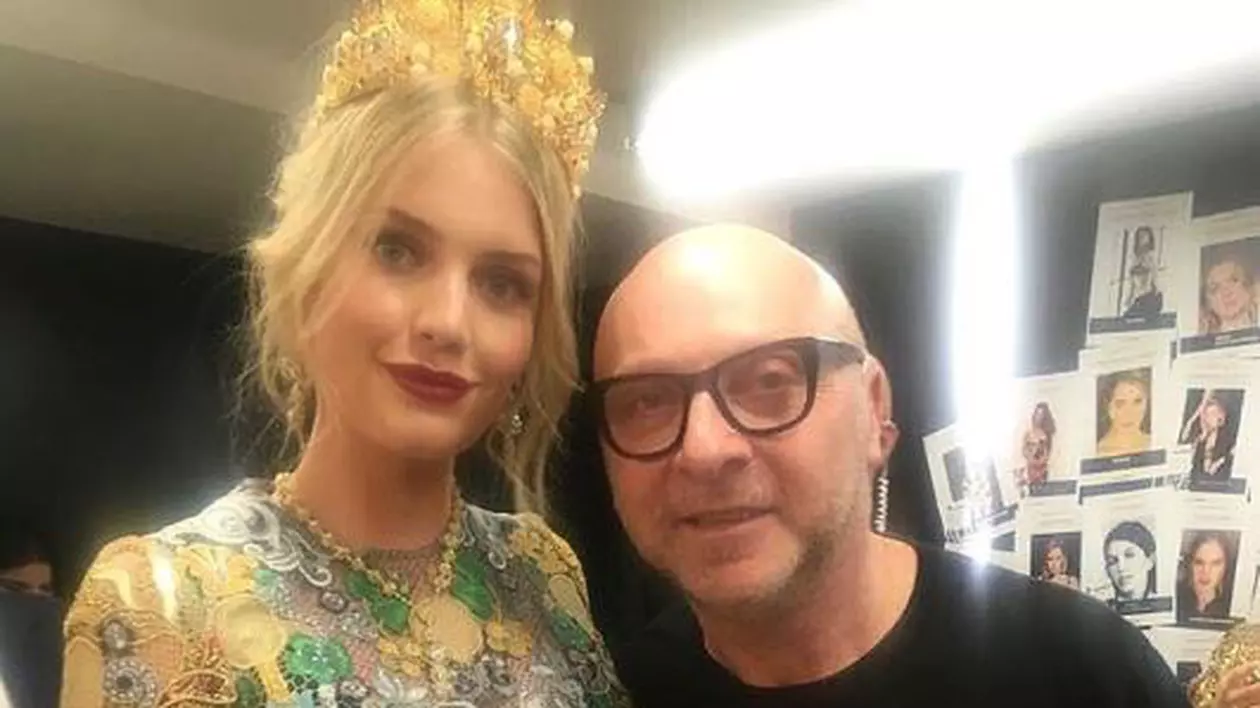 Lady Kitty Spencer, la show-ul de modă Dolce&gabbana de la Săptămâna MOdei de la Milano