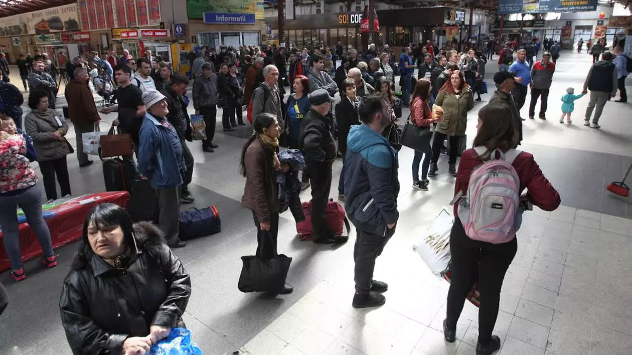Trenurile pleacă din Gara de Nord cu întârzieri.