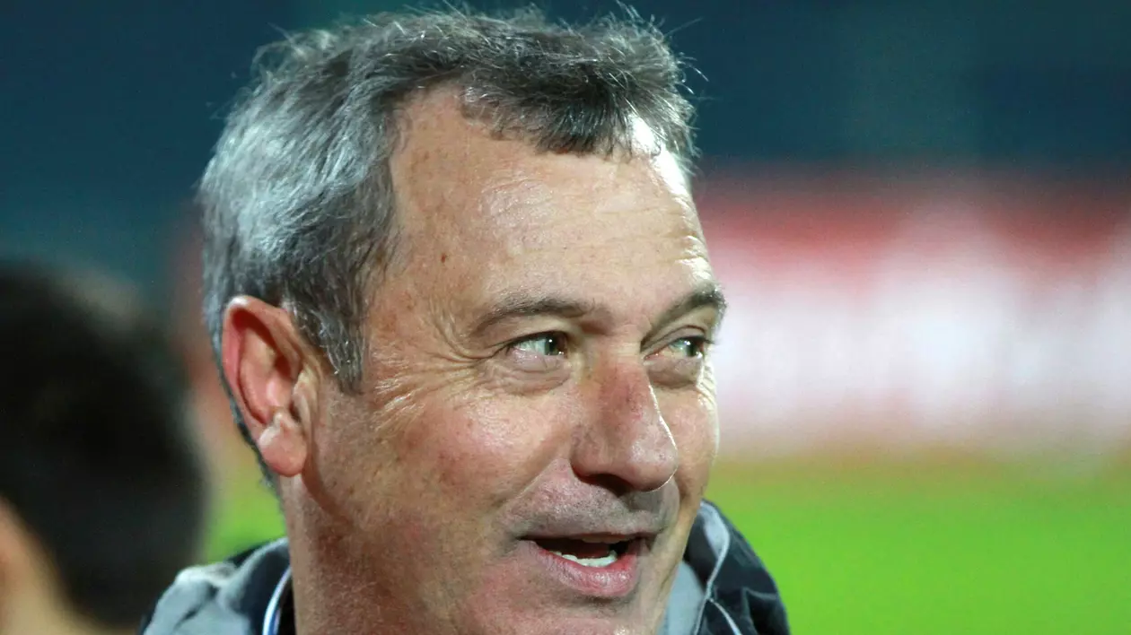 CFR Cluj a trimis un jucător în Belgia. Transferul neașteptat cu care s-a ”cârpit” Mircea Rednic