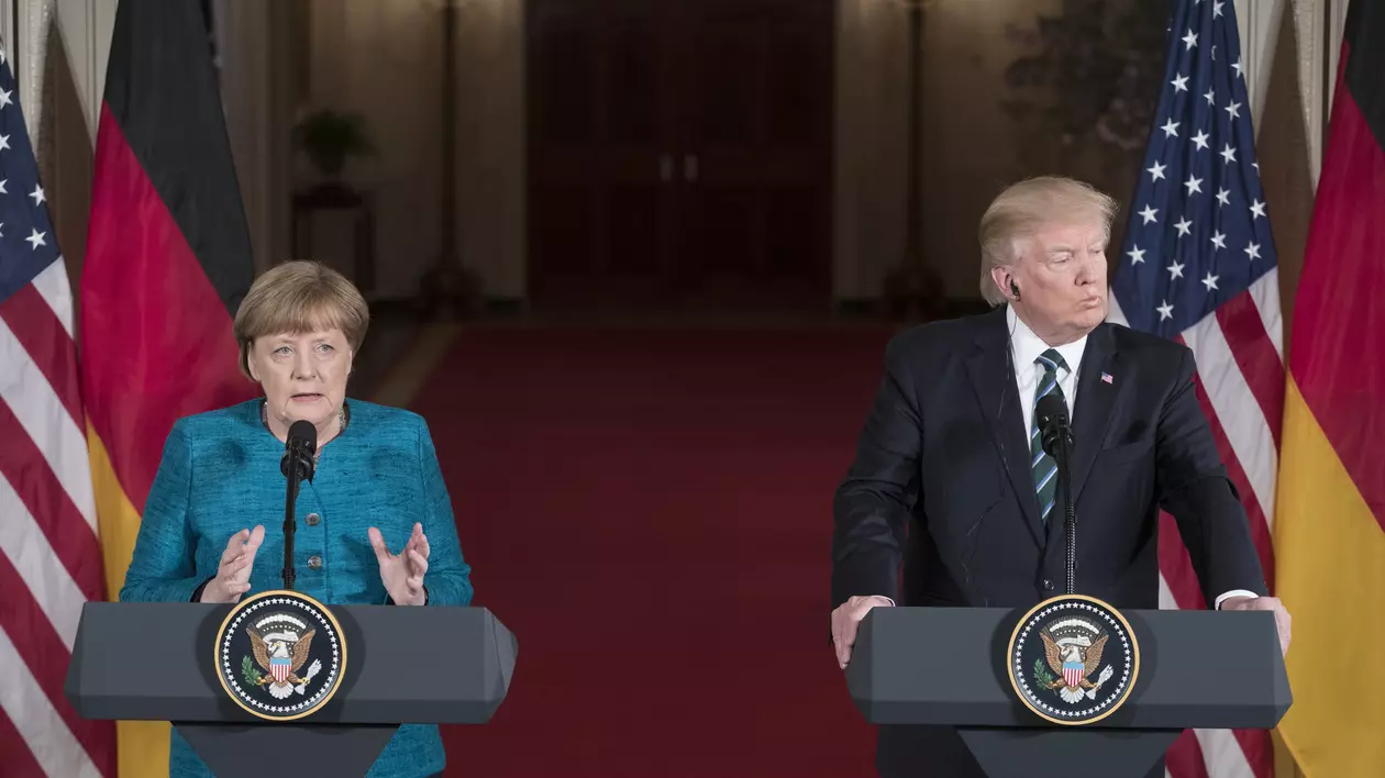 Donald trump și Angela Merkel, la prima lor conferință de presă