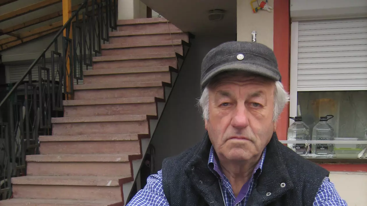 Dosarul de pensionare, dușmanul vârstnicilor din România. ”Mi-au furat 24 de ani din viață”
