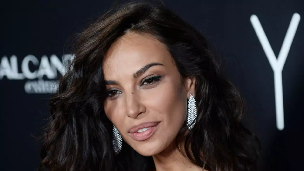 Când a născut Mădălina Ghenea. O prietenă apropiată a dat-o de gol