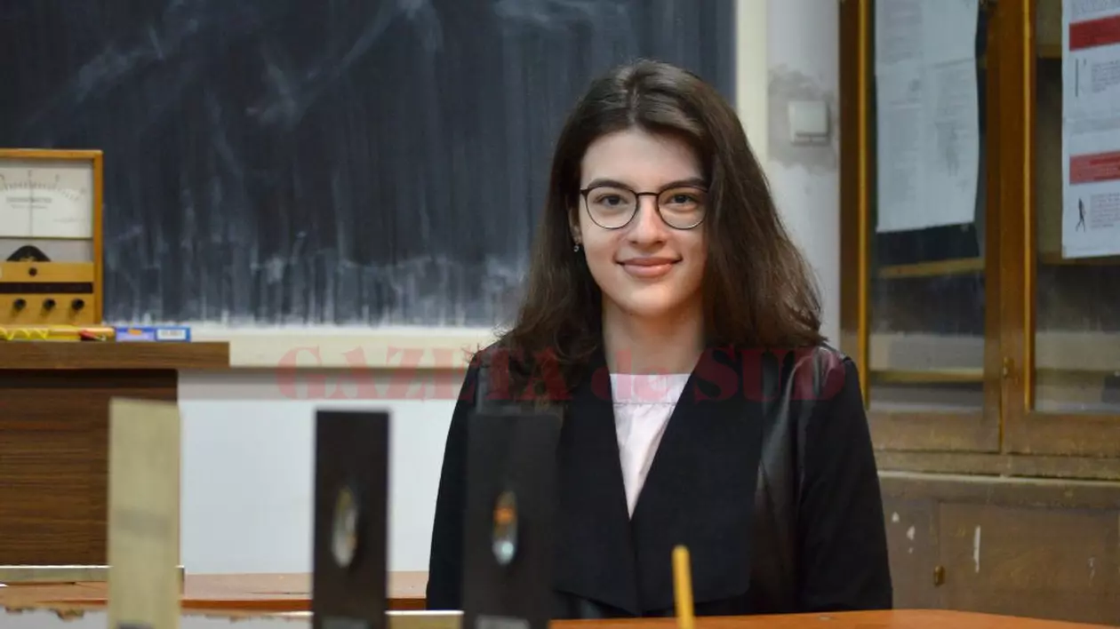 Elevă din Craiova, calificată la Cupa Mondială a Fizicii. Erminia este primul elev de clasa a IX-a care participă la o astfel de competiție
