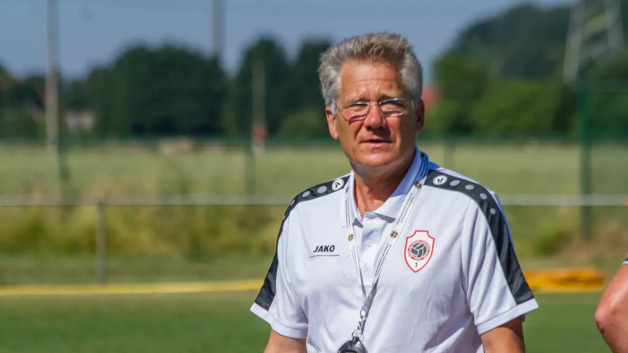 Bölöni și Șumudică merg mai departe în Cupa Belgiei, respectiv Cupa Turciei