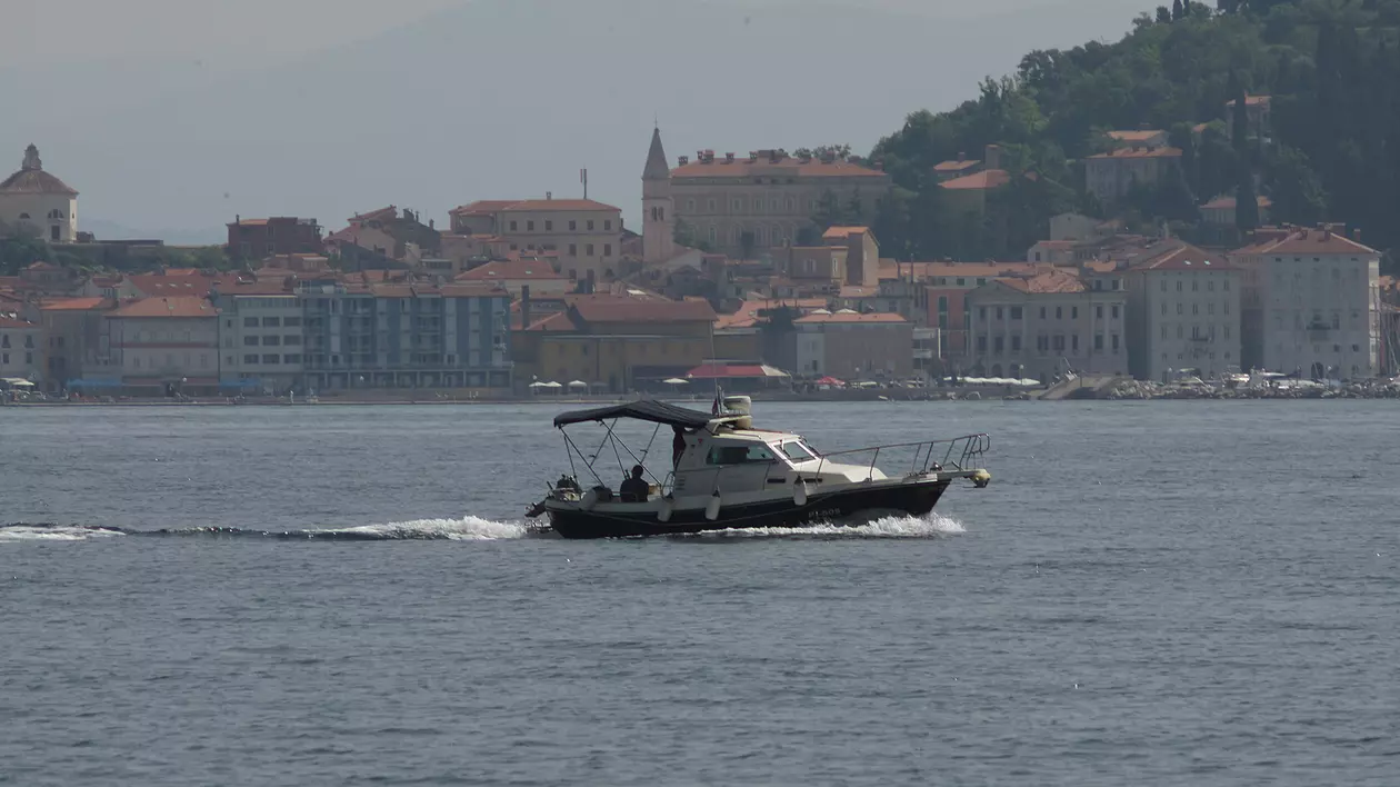 Slovenia a câștigat disputa teritorială cu Croația pentru portul Piran