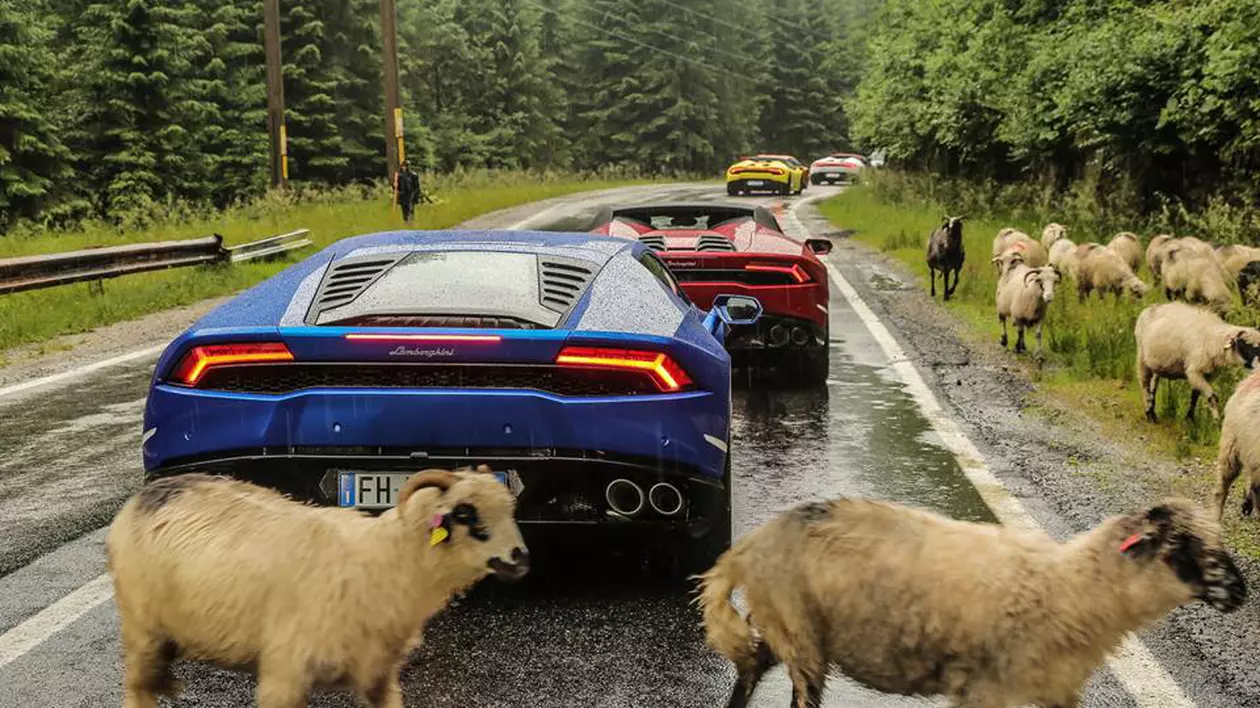 Reclamă pentru Lamborghini Huracan, filmată pe Transfăgărășan