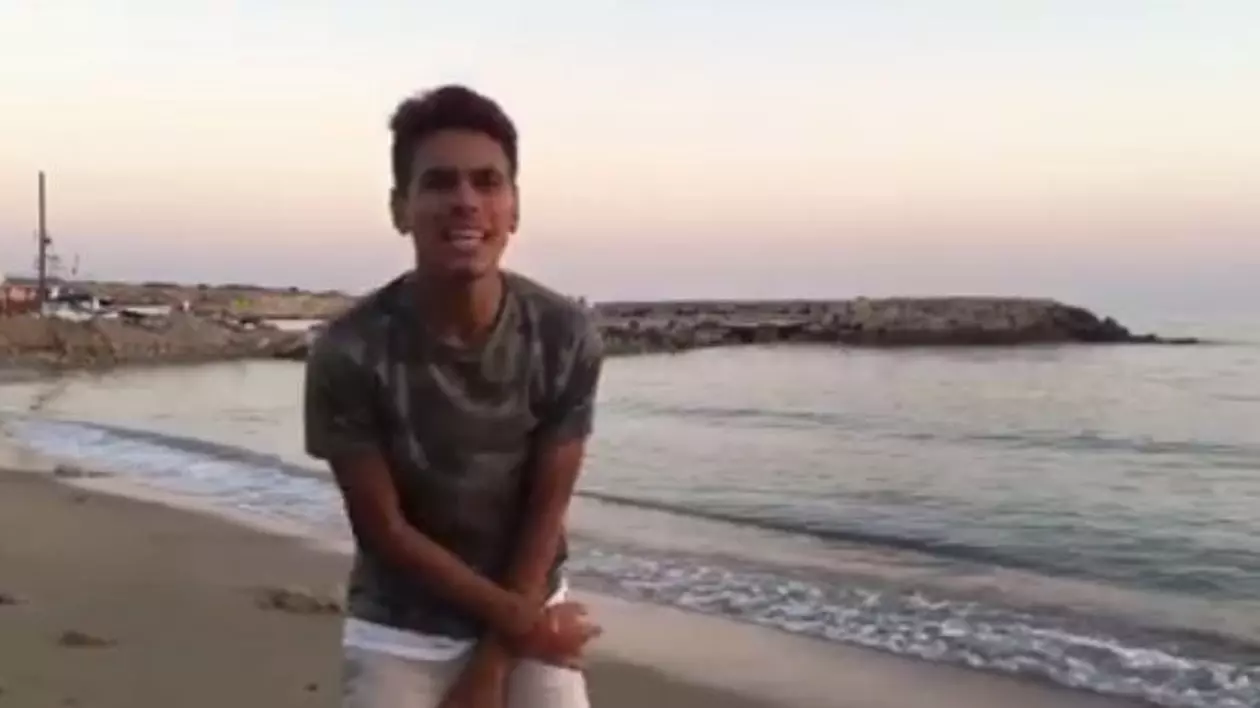 Un român face furori în Marea Britanie. Andy van Pop i-a dat gata pe englezi cu o parodie | VIDEO