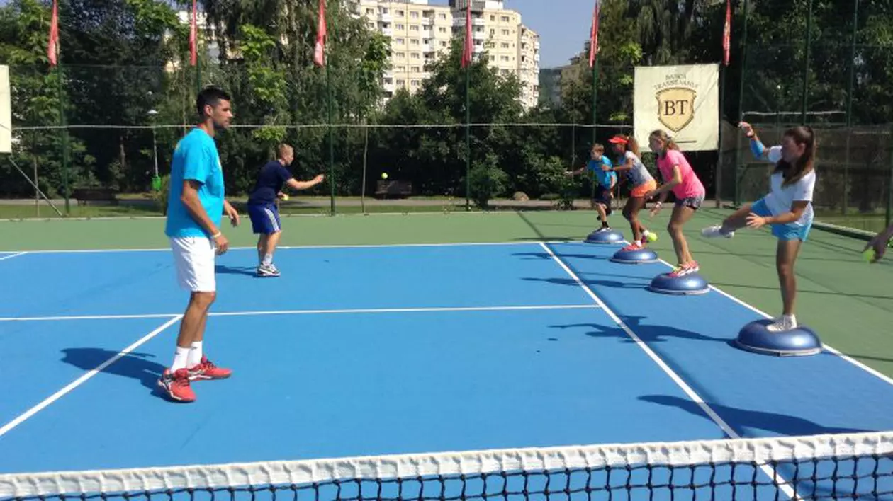 Cea de-a treia ediție a Train Like a Pro a lui Victor Hănescu are loc la Tg. Jiu (Tenis Club Elite, 6-13 august). Toate locurile sunt ocupate!