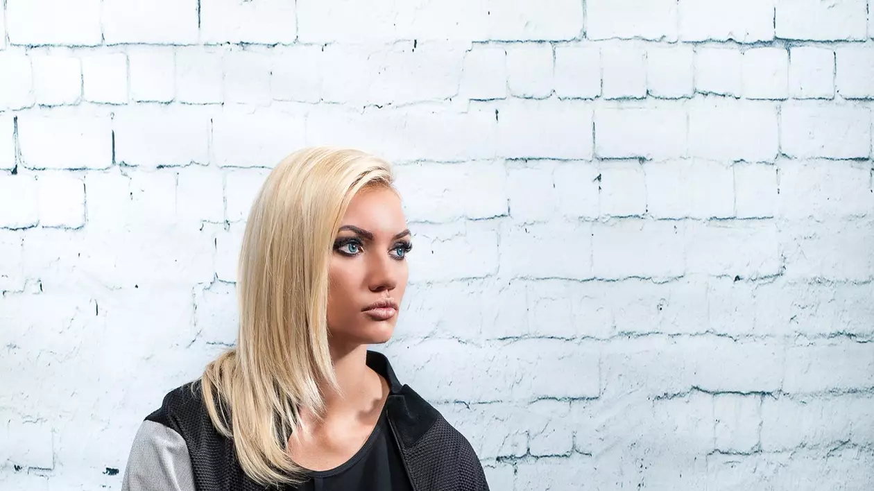 Handbalista Ana Maria Tănăsie este model