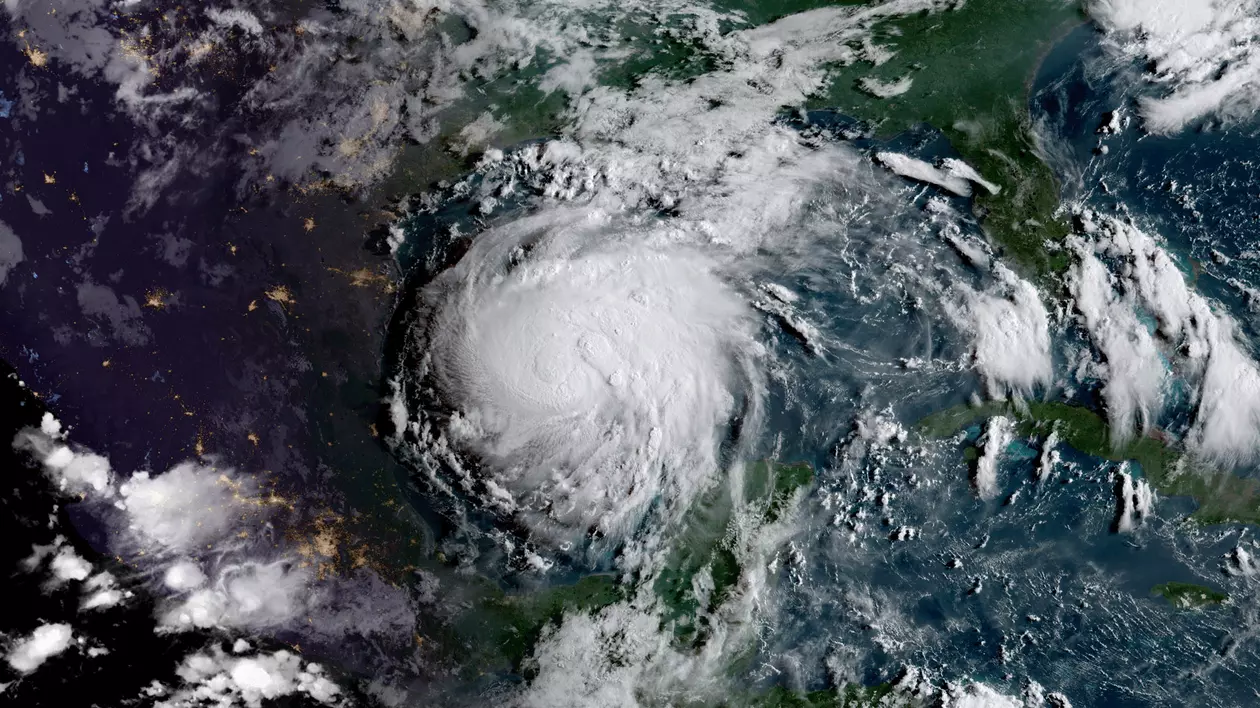Uraganul Harvey amenință statul american Texas. Mai multe orașe au fost evacuate