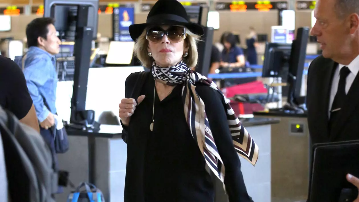 Jane Fonda sexy și rebelă chiar și la 79 de ani