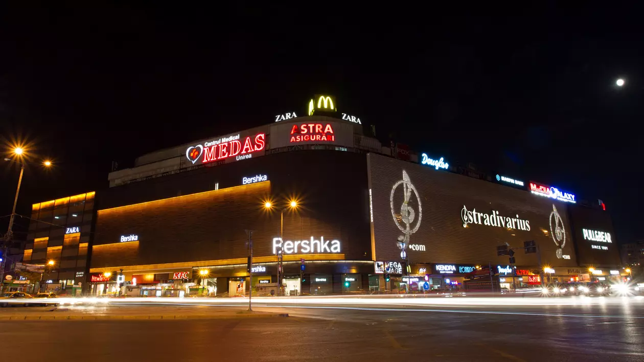 Război pe averea lui Dan Adamescu: Carmen Palade, fosta soție a omului de afaceri, a fost înlocuită de la conducerea Unirea Shopping Center de către Alexander Adamescu, fiul acestuia