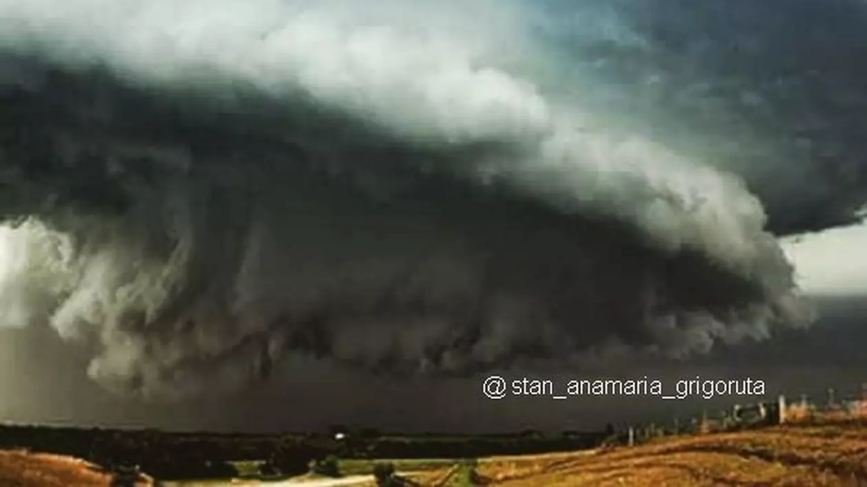 Meteorologii ANM au analizat cum va fi vremea şi precizează că se aşteaptă la producerea unor fenomene meteo extreme în perioada următoare.