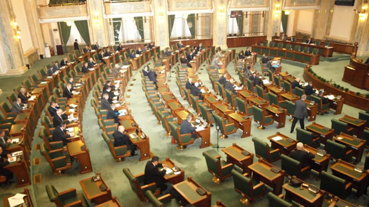 Senatul a votat majorarea punctului de pensie la 1.100 de lei