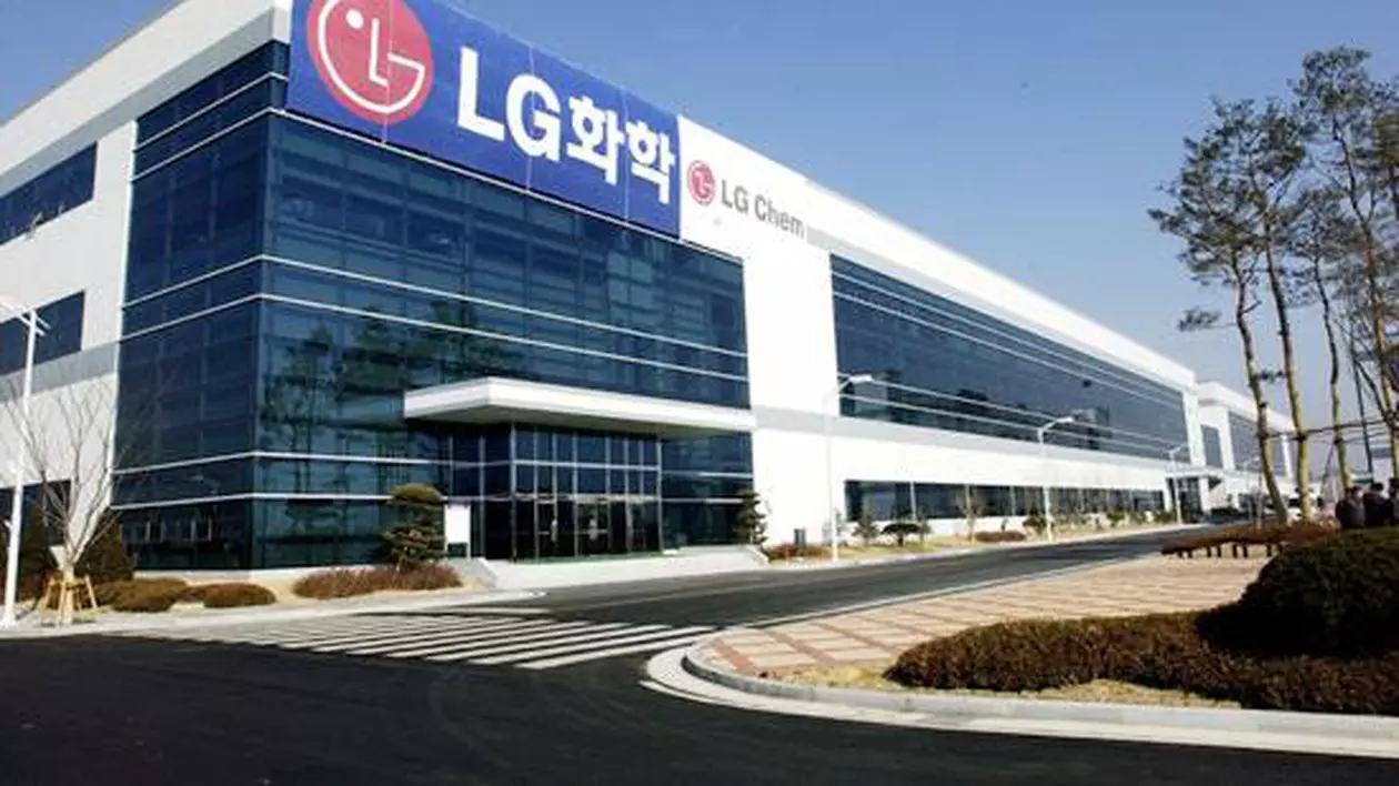 LG Chem construiește în Polonia cea mai mare fabrică de baterii pentru mașini electrice din Europa. Fabrică LG Chem