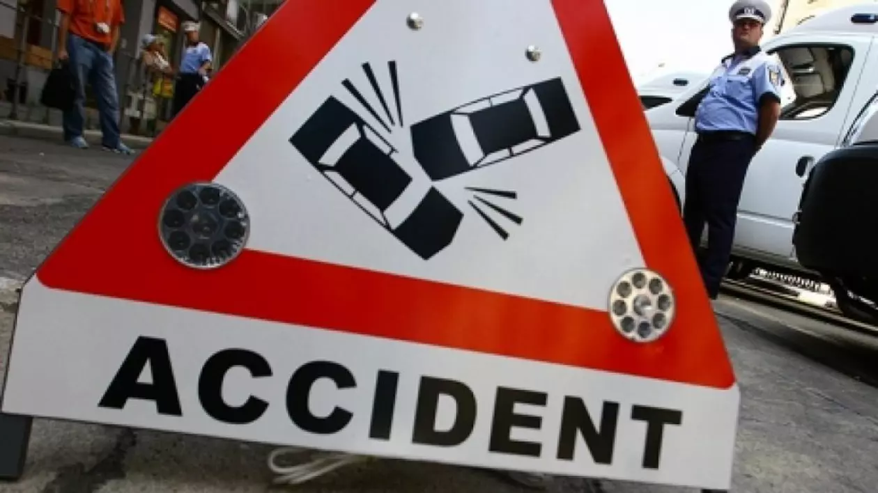 Un șofer beat și cu permisul suspendat a lovit doi pietoni, în Argeș