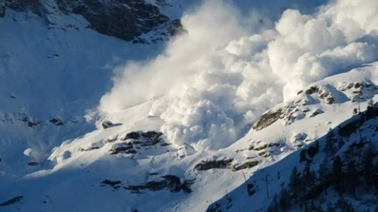 LIBERTATEA TE AJUTĂ. Cum te ferești de avalanșă. Sfaturi de la salvamontişti