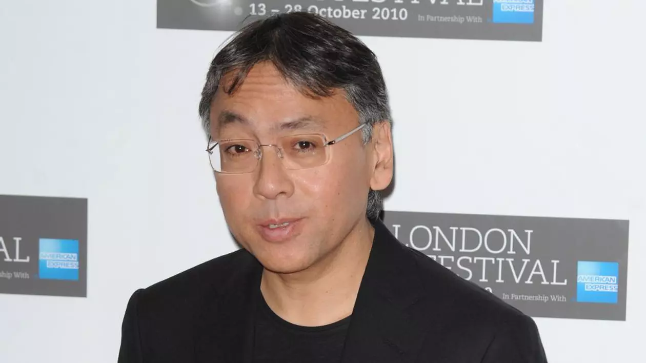 Scriitorul britanic Kazuo Ishiguro a câștigat premiul Nobel pentru Literatură 2017