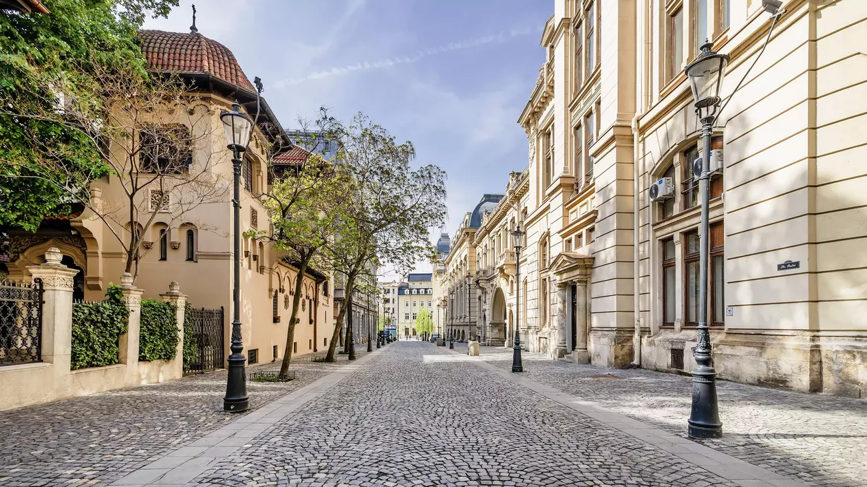 3 clădiri vechi din București despre care merită să afli