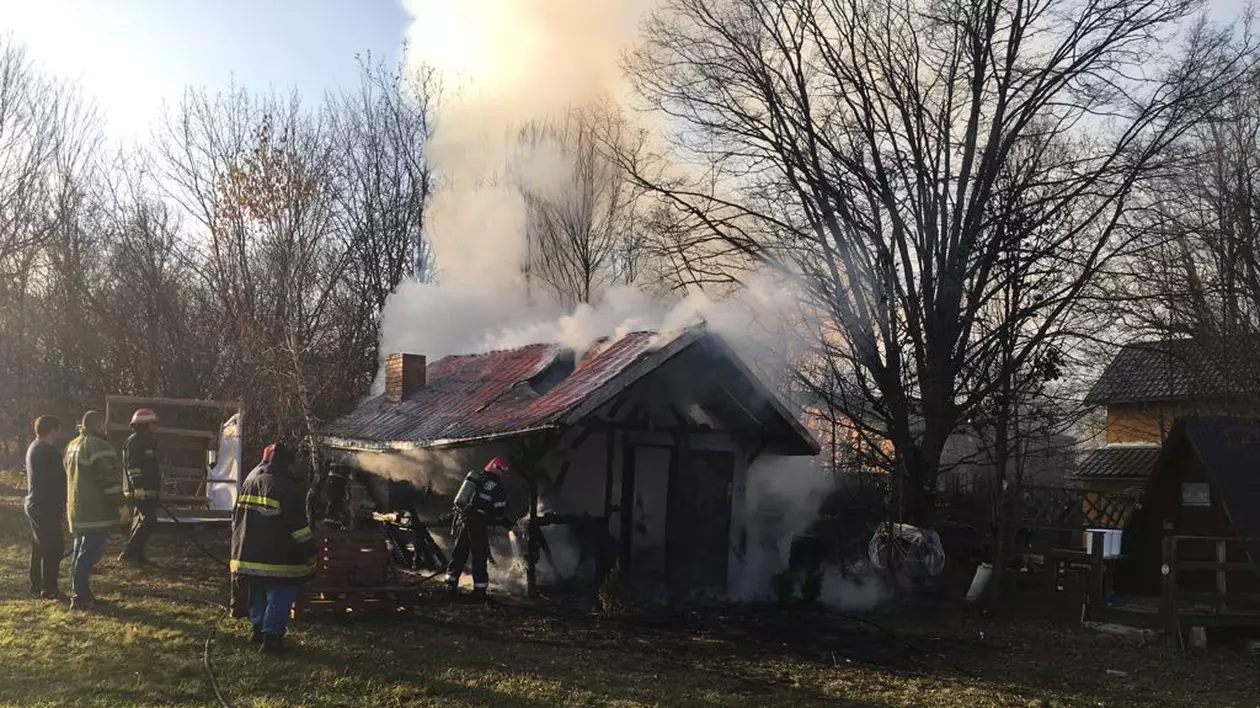 Incendiu în Dumbrăvița, județul Brașov