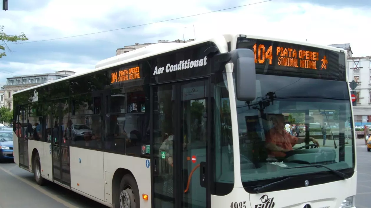 Programul RATB de Crăciun 2017