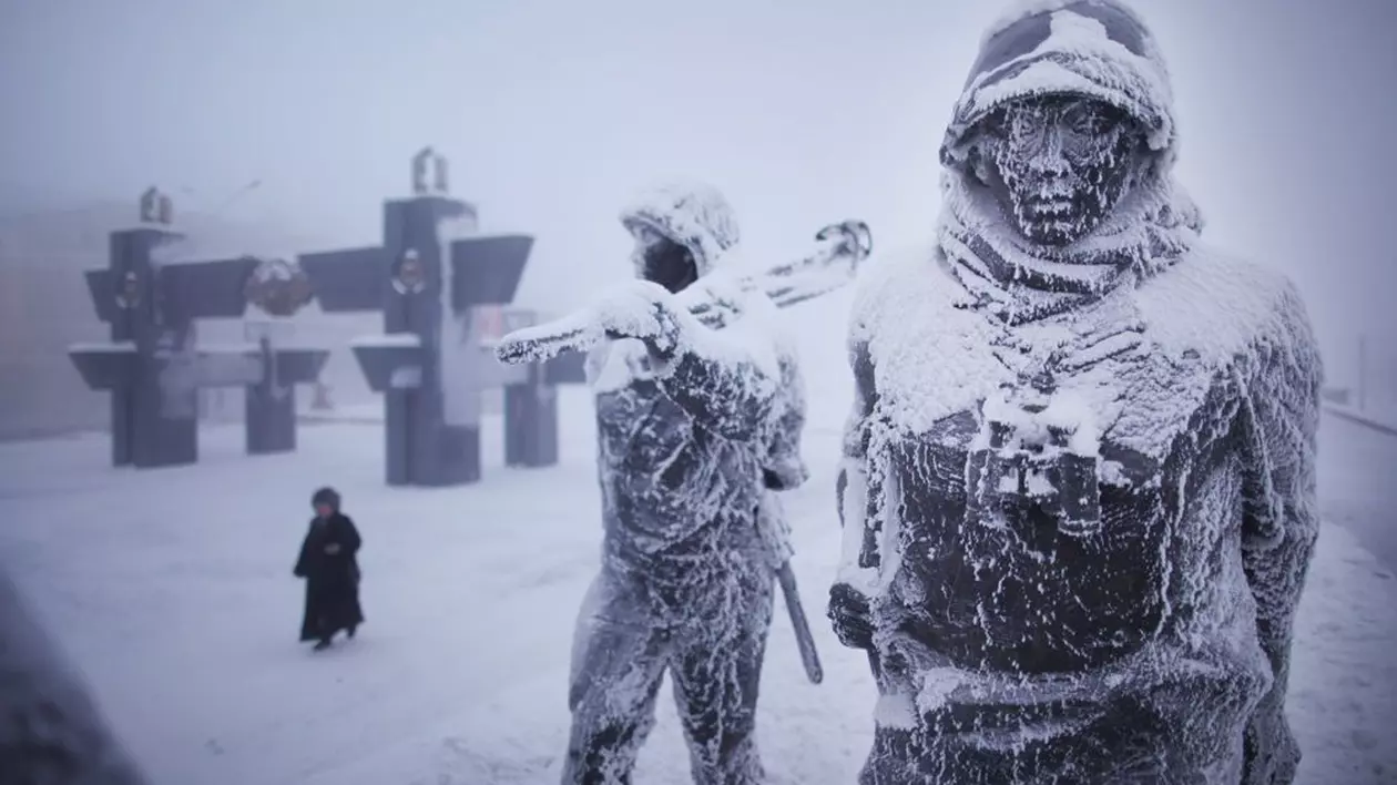 GALERIE FOTO/ Oymyakon, cel mai friguros loc de pe Pământ. S-au înregistrat temperaturi de minus 71,2 grade (VIDEO)