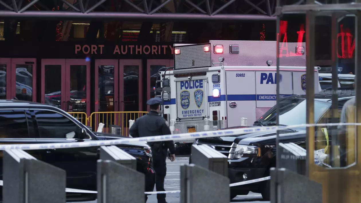 UPDATE | Explozia din New York a fost de natură teroristă. Autorul a fost arestat
