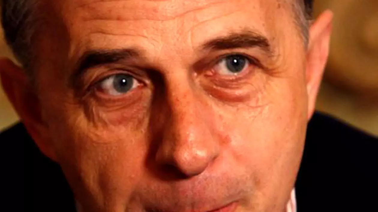 Mircea Geoană a atașat o poză cu Mircea Ionescu Quintus într-un mesaj de condoleanțe în memoria lui Neagu Djuvara