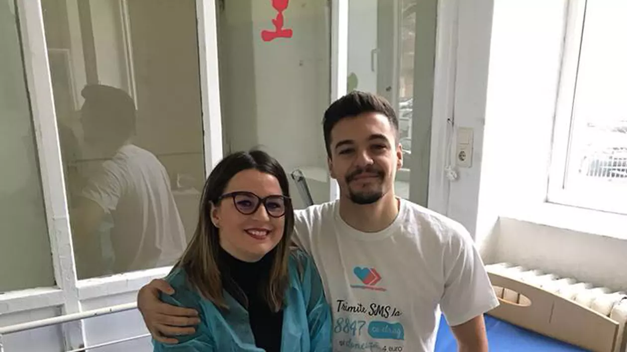 Fotbalistul Adrian Petre, implicat într-un proiect umanitar. Ajută Secția de Boli Infecțioase a Spitalului din Arad