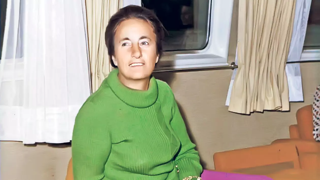 Ce creatoare de modă de la noi a refuzat să lucreze pentru Elena Ceaușescu. "Ea nu avea haine urâte, le purta îngrozitor" | FOTO