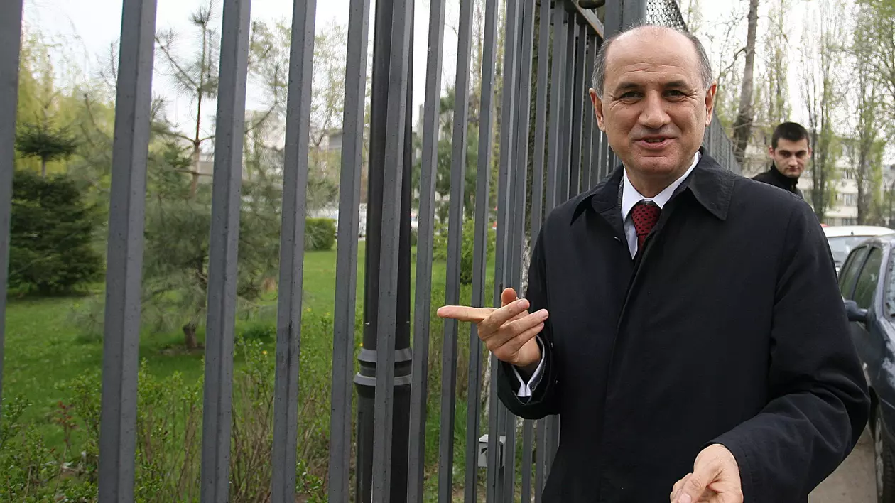 George Copos s-a căsătorit cu fosta sa amantă! ”E foarte tare, e verde, are și-o fetiță, a doua!”