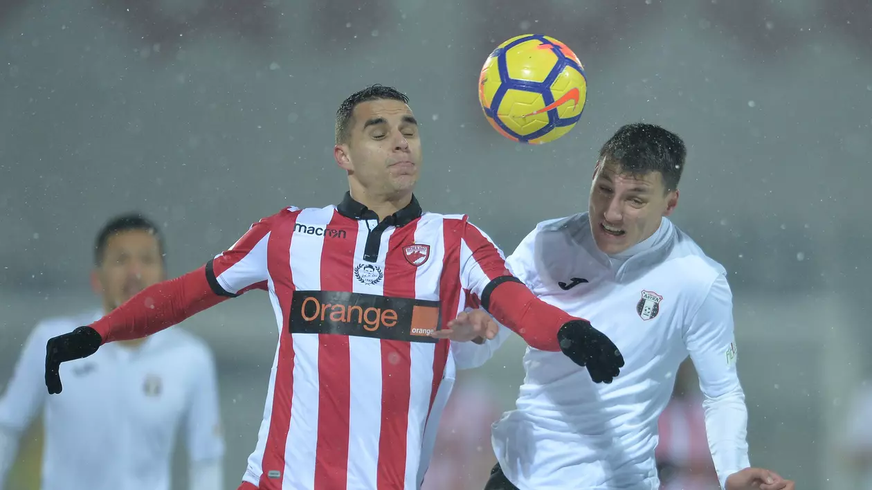 Liga 1, etapa a 26-a. Bătălia pentru play-off: Astra - Dinamo 2-0 și Poli Iași - Viitorul 0-1. Cea mai mare rușine din istoria clubului: ”câinii” sunt în play-out! / FOTO&VIDEO