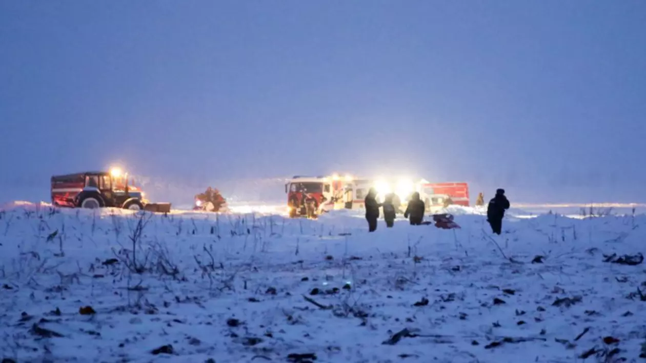UPDATE | Un avion cu 71 de persoane la bord s-a prăbușit lângă Moscova. Trei copii şi trei cetăţeni străini, printre victime